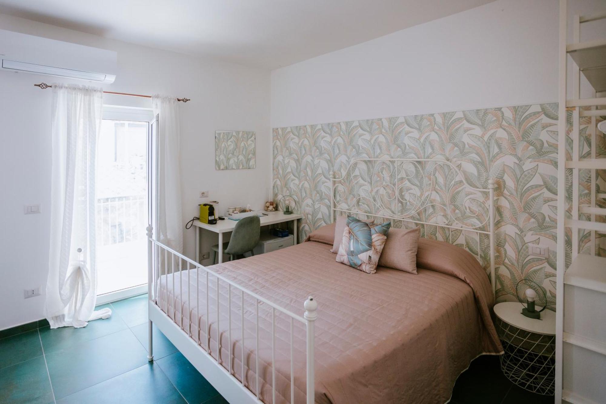 Residenza Delle Sirene Hotel Гаета Екстериор снимка