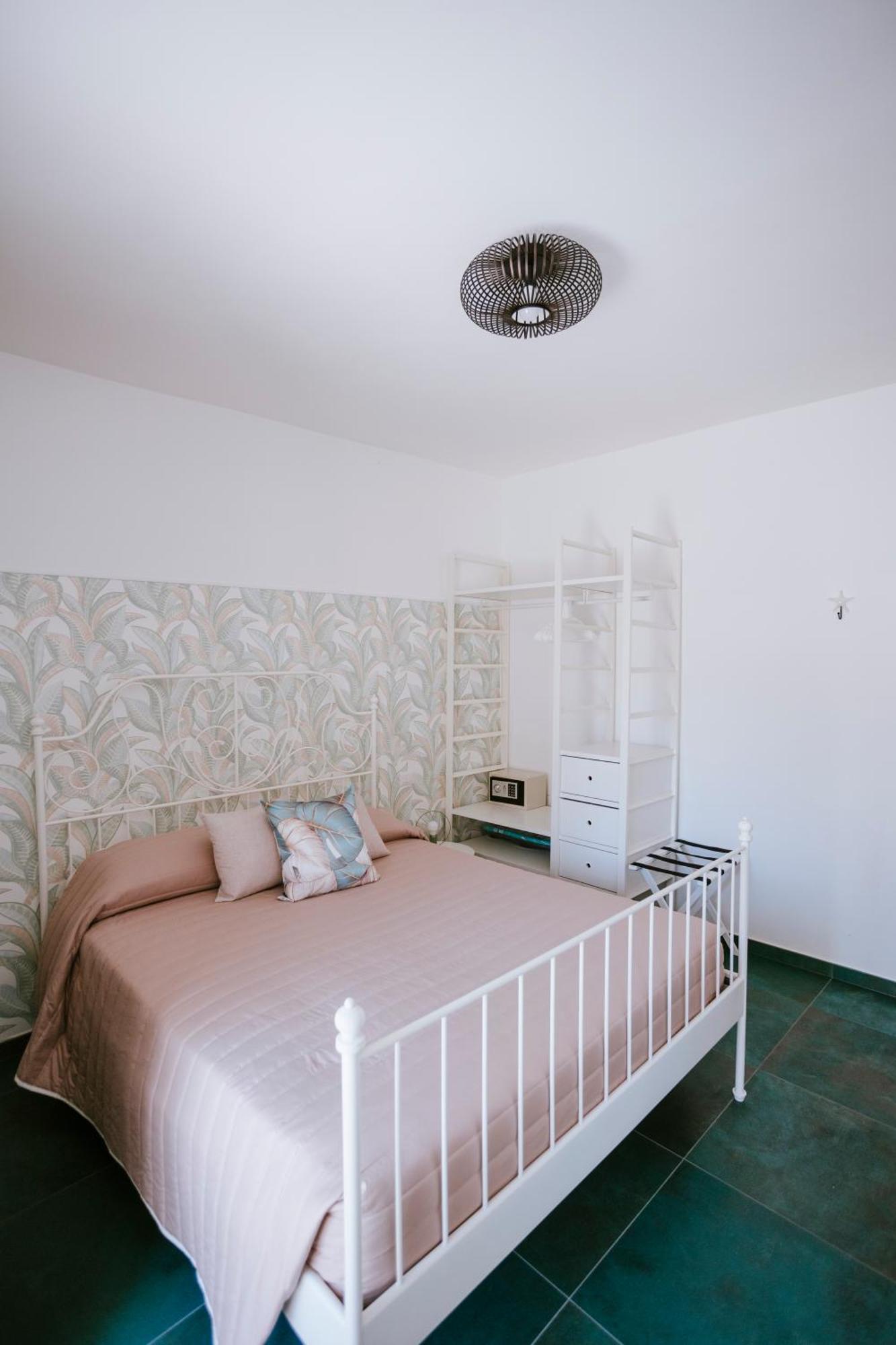 Residenza Delle Sirene Hotel Гаета Екстериор снимка